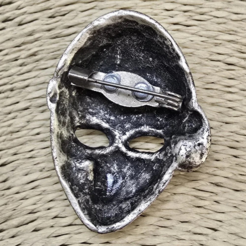 Vintage silver gold tone Mardi Gras mask‎ Venetian Masquerade brooch heart